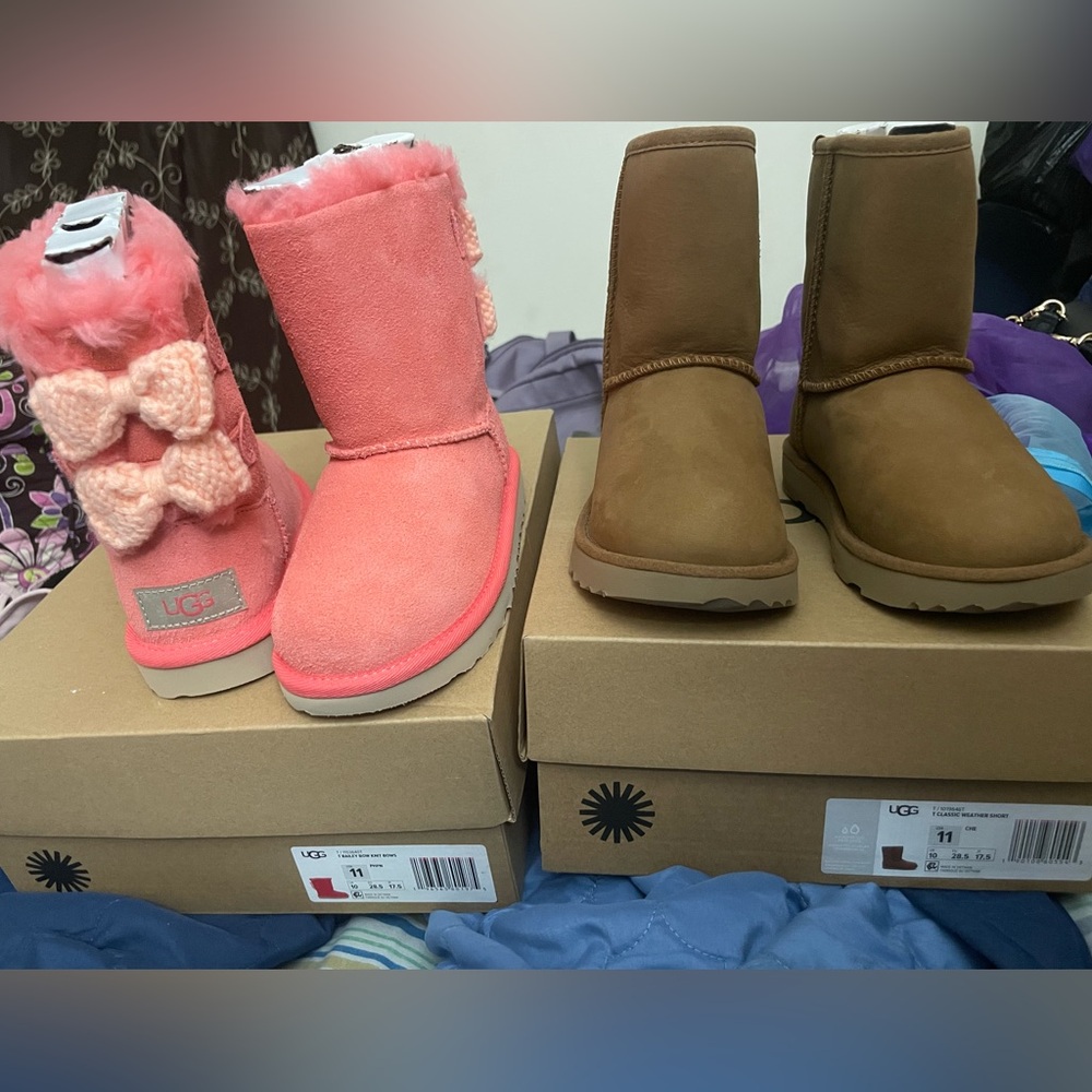 Kids ugg boots size 11